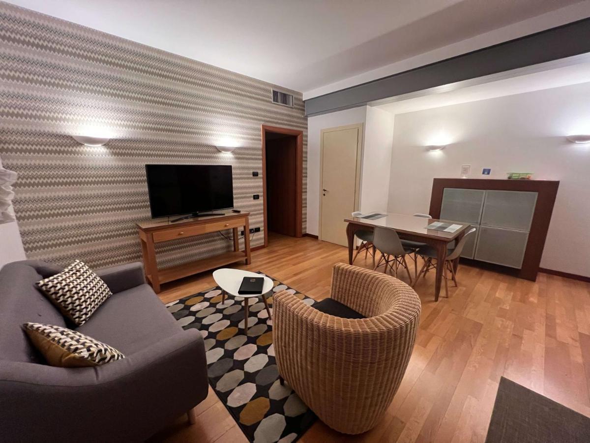 טרוויסו Palazzo Brando - Living Apartments מראה חיצוני תמונה