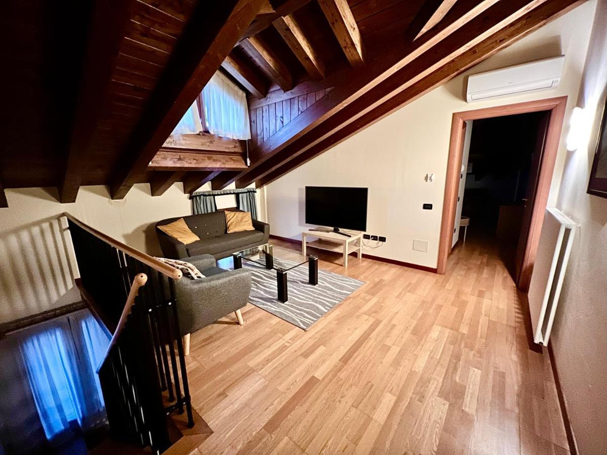 טרוויסו Palazzo Brando - Living Apartments מראה חיצוני תמונה