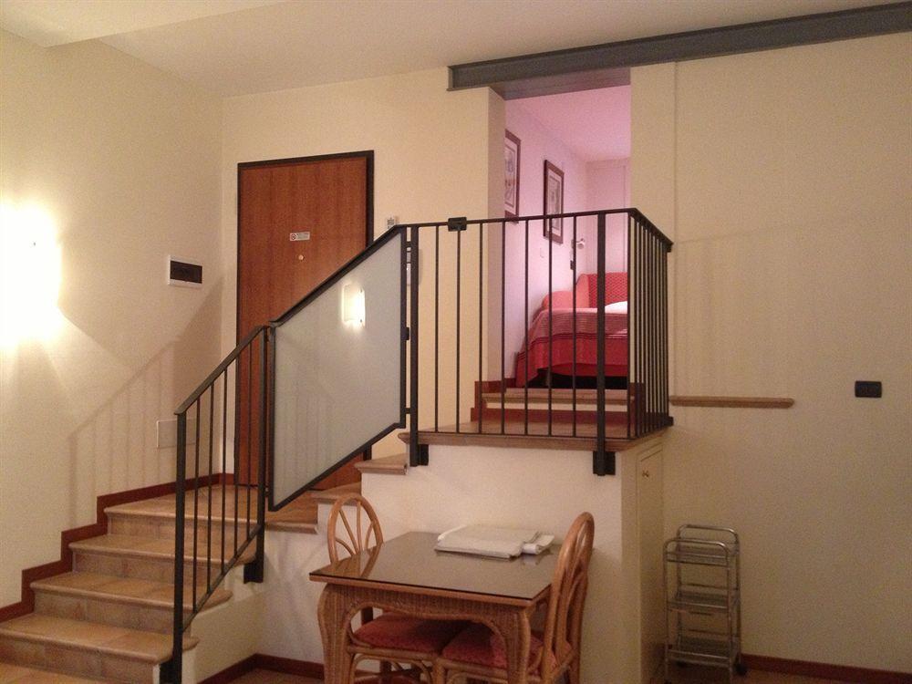טרוויסו Palazzo Brando - Living Apartments מראה חיצוני תמונה
