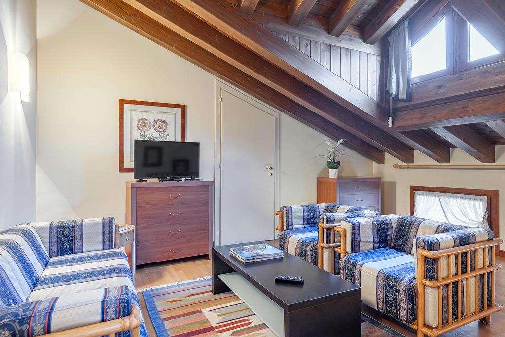 טרוויסו Palazzo Brando - Living Apartments חדר תמונה